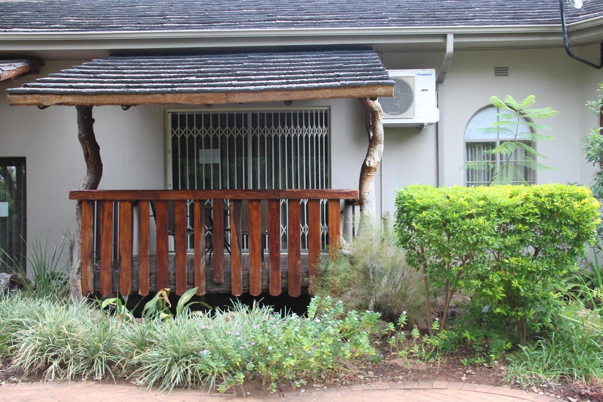 Bush Lovers Lodge Модимолле Номер фото